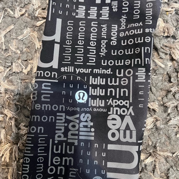 LULULEMON Leggings - Picture 6 of 8